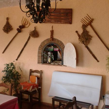 Hotel Restaurante Atalaya Comares Екстер'єр фото